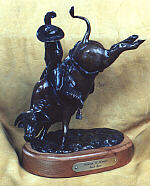 Spinnin 'n' Winnin - bronze by sculptor Susan Lynes